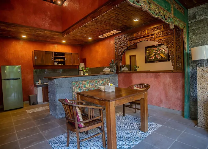 Villa Mandra