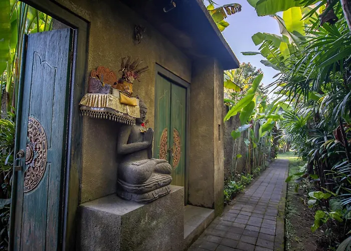 Mandra Villa *